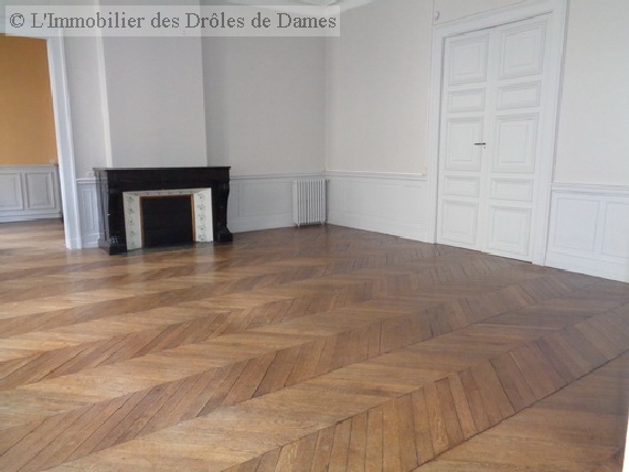 location appartement CARCASSONNE 4 pieces, 156,1m